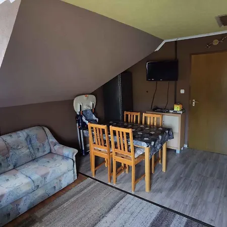 Appartement 1 *